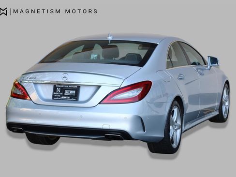 Used 2015 Mercedes-Benz CLS 400 image 4