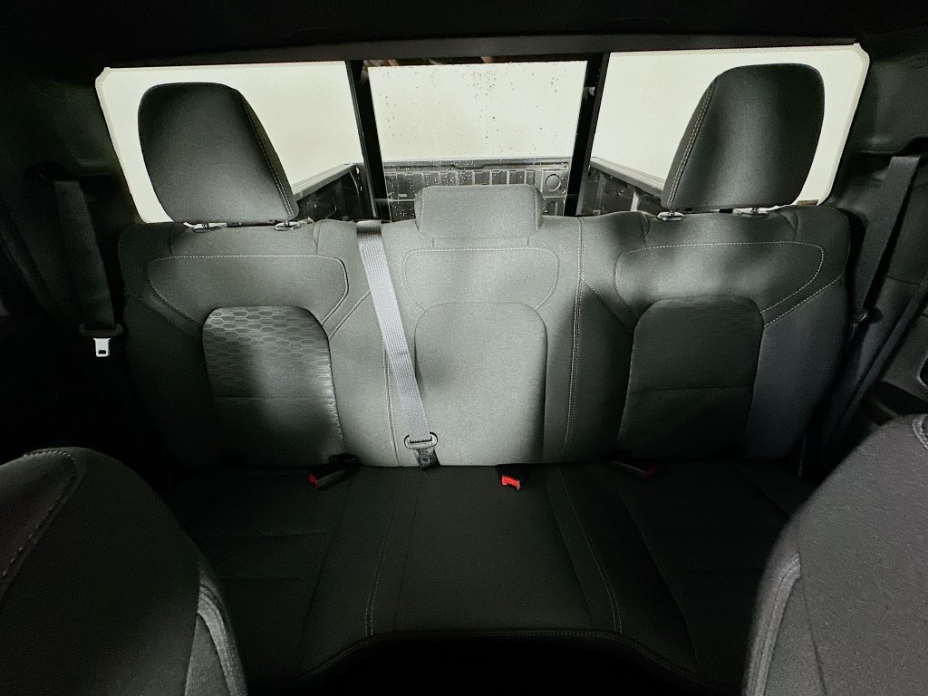 New 2026 RAM 1500 Express AWD/4WD image 10