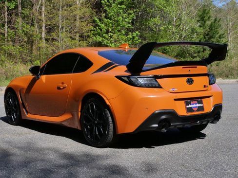 Used 2023 Toyota GR86 10th Anniversary SE image 19