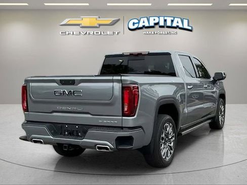 Used 2025 GMC Sierra 1500 Denali Ultimate AWD/4WD image 5