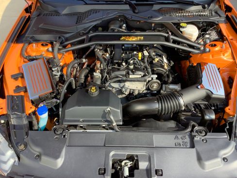 Used 2021 Ford Mustang Convertible w/ Equipment Group 101A image 4