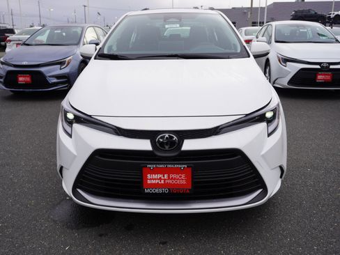 New 2026 Toyota Corolla XLE image 6