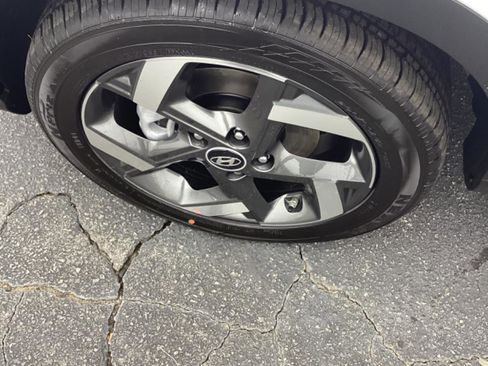 New 2026 Hyundai Venue SEL image 8