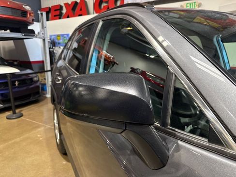 Used 2021 Toyota RAV4 LE image 72