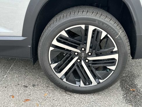 New 2026 Chevrolet Equinox RS FWD image 13