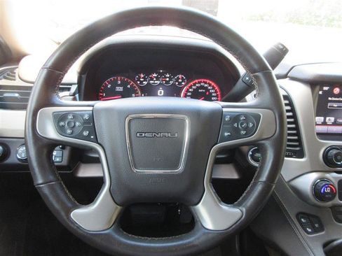 Used 2016 GMC Yukon Denali w/ Open Road Package AWD/4WD image 14