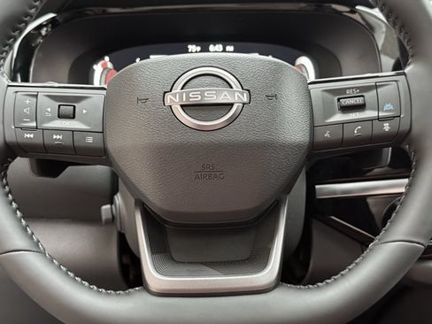 New 2026 Nissan Pathfinder Platinum AWD/4WD image 11