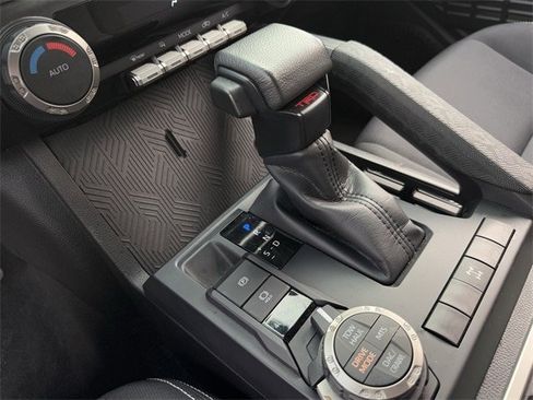 Used 2024 Toyota Tacoma TRD Off-Road image 20
