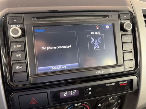 Used 2014 Toyota Tacoma 4x4 Double Cab w/ TRD Off-Road Package image 20