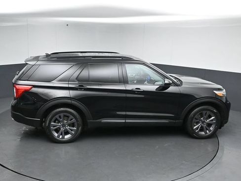 Certified 2024 Ford Explorer XLT w/ Equipment Group 202A AWD/4WD image 54