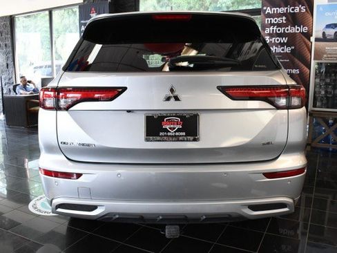 Used 2022 Mitsubishi Outlander SEL AWD/4WD image 13