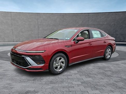 New 2026 Hyundai Sonata SE FWD image 3