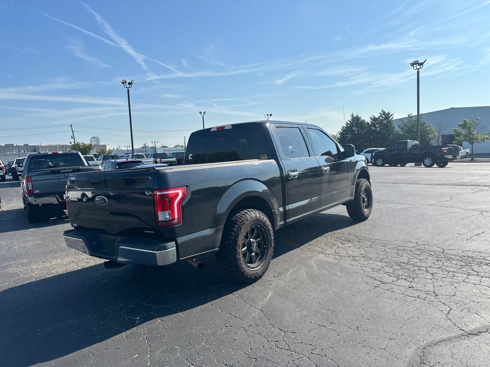 Used 2015 Ford F150 XLT RWD image 5