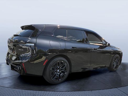 Certified 2026 BMW iX xDrive45 AWD/4WD image 6