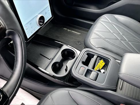 Used 2025 Ford Mustang Mach-E Select w/ Comfort Package Lite AWD/4WD image 16