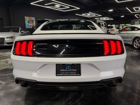 Used 2020 Ford Mustang Coupe w/ Black Accent Package RWD image 6