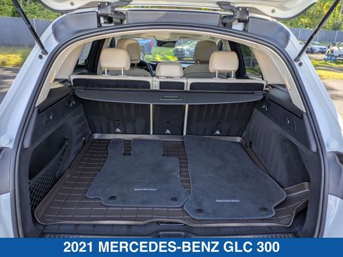 Used 2021 Mercedes-Benz GLC 300 4MATIC image 33