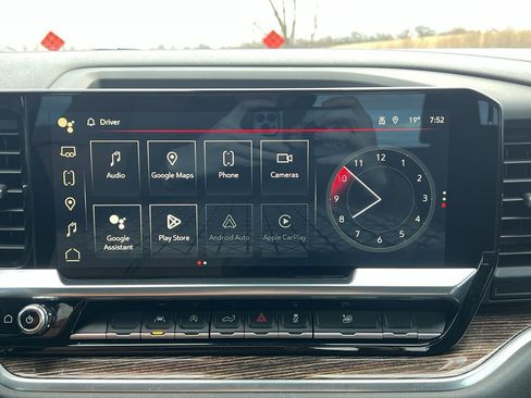 Used 2023 GMC Sierra 1500 Elevation image 24