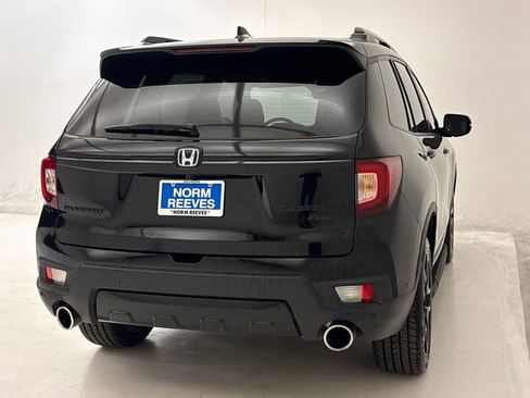 Certified 2024 Honda Passport Black Edition image 10