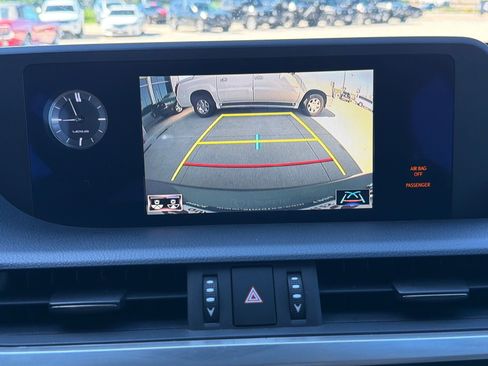 Used 2021 Lexus ES 250 w/ Premium Package AWD/4WD image 16