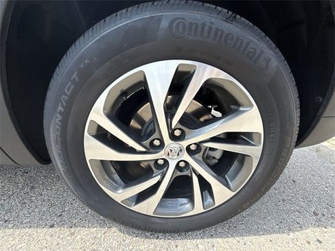 Used 2023 Buick Envision Essence image 61