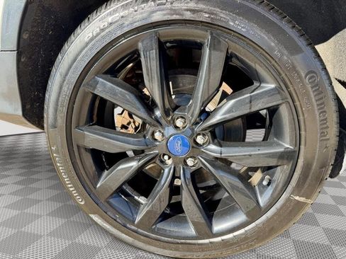 Used 2017 Ford Escape SE w/ Equipment Group 201A AWD/4WD image 40
