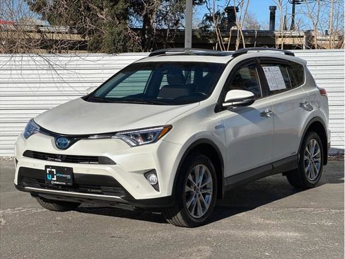Used 2016 Toyota RAV4 Limited image 6
