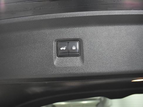 Used 2023 INFINITI QX60 Luxe image 37