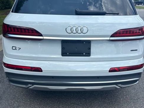 Used 2023 Audi Q7 2.0T Premium w/ Convenience Package AWD/4WD image 8