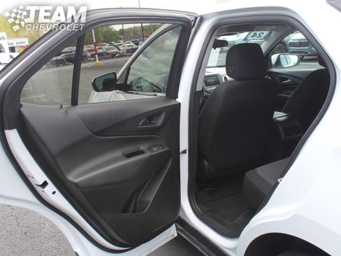 Used 2024 Chevrolet Equinox LT AWD/4WD image 20