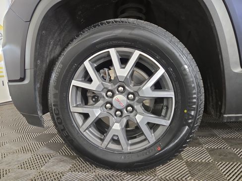 Used 2021 GMC Acadia SLE w/ Driver Convenience Package image 33