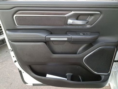 Used 2025 RAM 1500 Laramie image 13