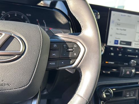 Certified 2024 Lexus NX 250 FWD w/ Premium Package image 19