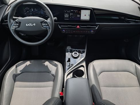 Certified 2023 Kia Niro Wind FWD image 10