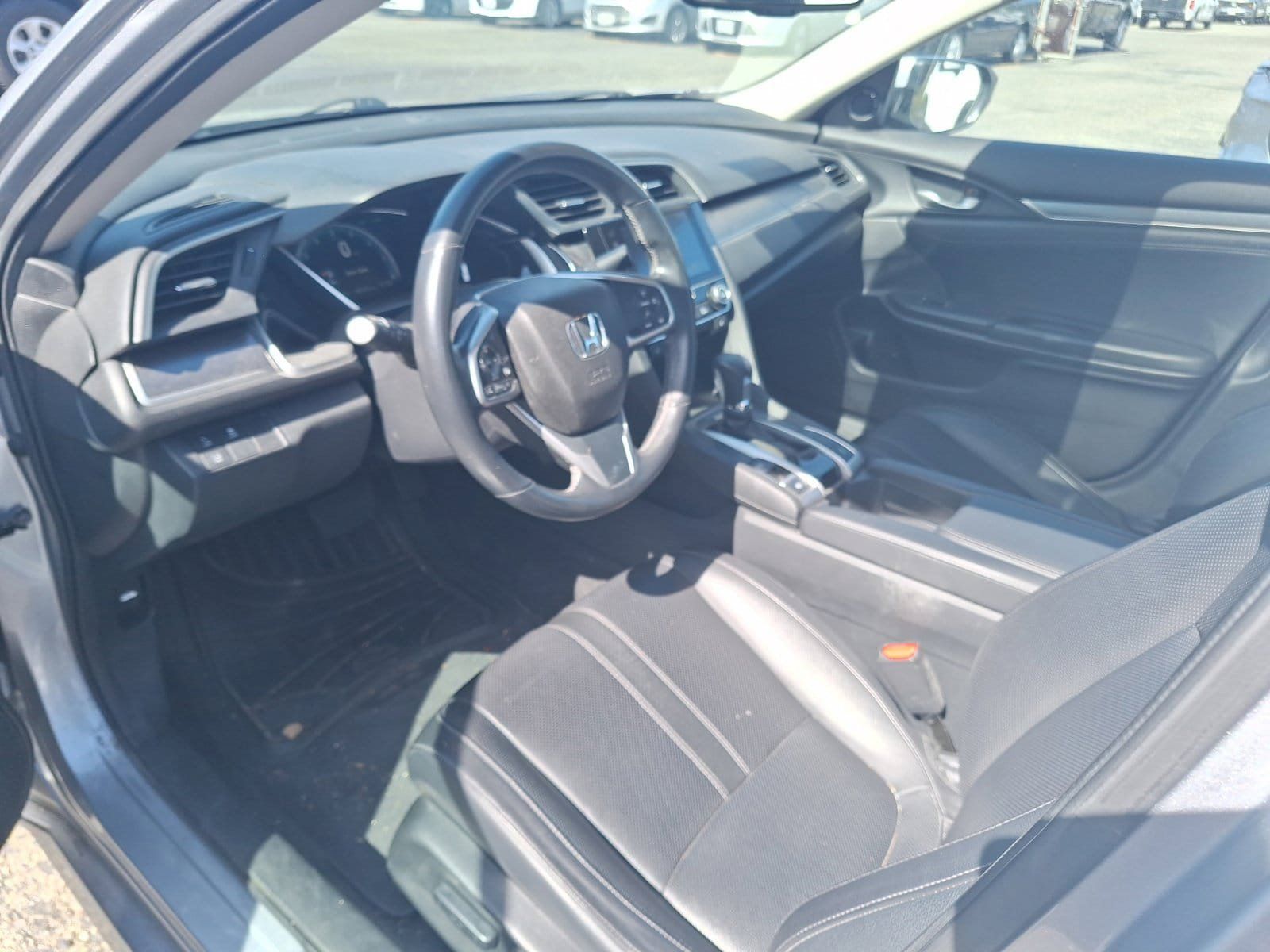 Used 2018 Honda Civic EX-L image 8