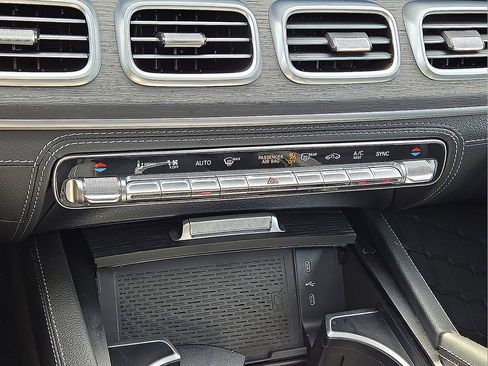 Used 2026 Mercedes-Benz GLE 53 AMG 4MATIC Coupe image 32