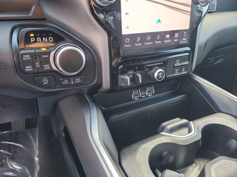 Used 2025 RAM 1500 Big Horn image 25