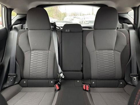 Used 2024 Subaru Impreza 2.0i Sport image 29