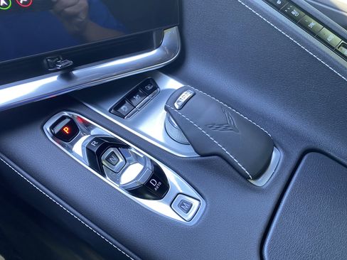 Used 2020 Chevrolet Corvette Stingray Preferred Cpe w/ 2LT Preferred Equipment Group RWD image 30