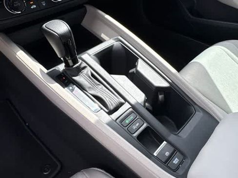 Used 2025 Honda Accord LX image 19