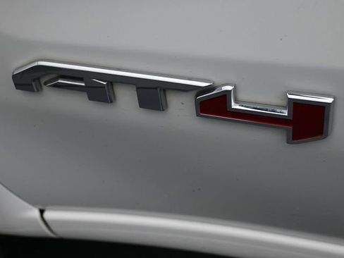 Used 2022 GMC Sierra 1500 AT4 image 45