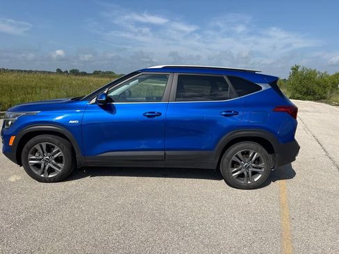 Used 2022 Kia Seltos S AWD/4WD image 8