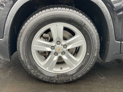 Used 2020 Chevrolet Trax LS image 9