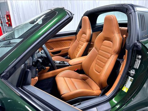 Used 2026 Porsche 911 Targa 4 GTS AWD/4WD image 7