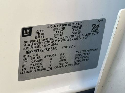 Used 2017 GMC Acadia Denali w/ Technology Package image 31