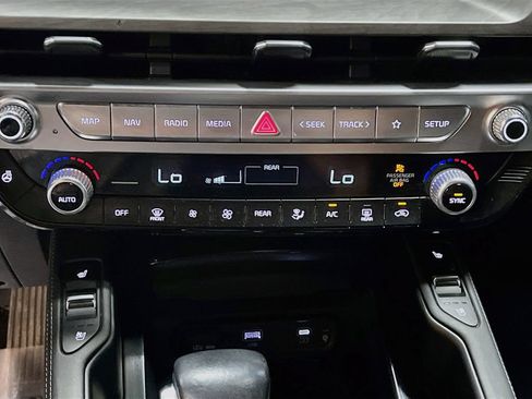 Used 2024 Kia Telluride EX X-Line AWD/4WD image 16