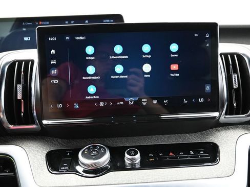 Used 2025 Ford Expedition Tremor AWD/4WD image 34