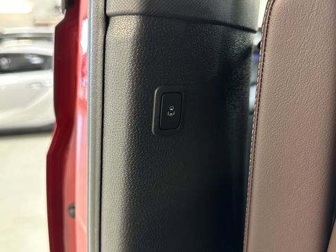 New 2025 Volkswagen ID. Buzz Pro S Plus image 24