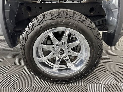 Used 2025 Chevrolet Silverado 2500 Custom w/ Custom Value Package AWD/4WD image 13