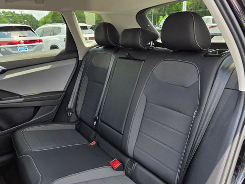 Certified 2024 Volkswagen Taos SE AWD/4WD image 48